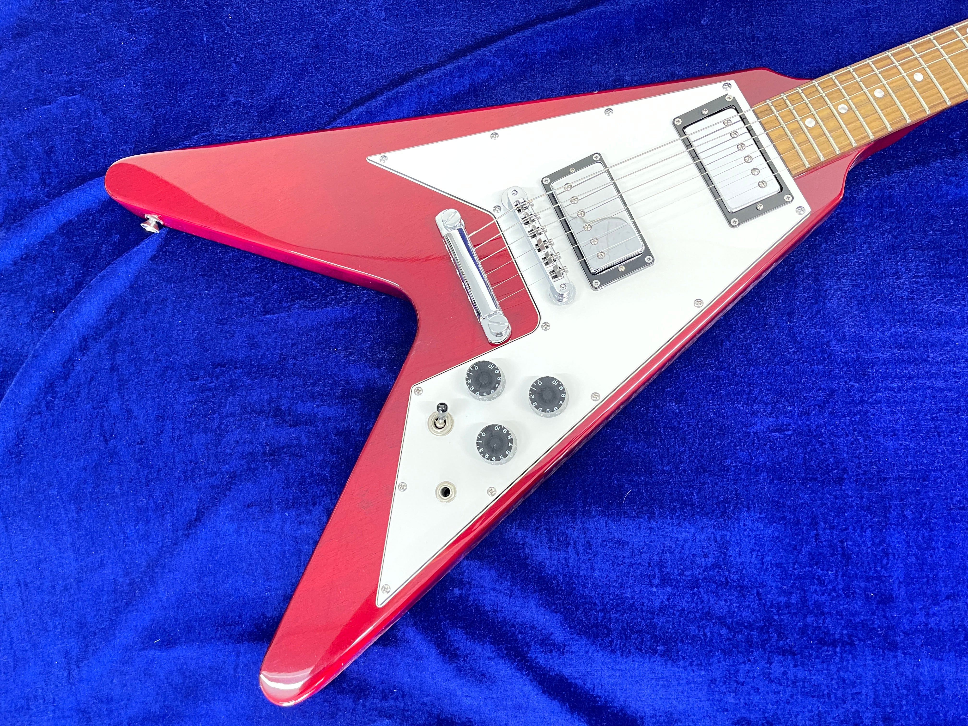 BacchusフライングV BFV-700CR BACCHUS BFV-700 Mahogany body Maple neck Rosewood fingerboard Red