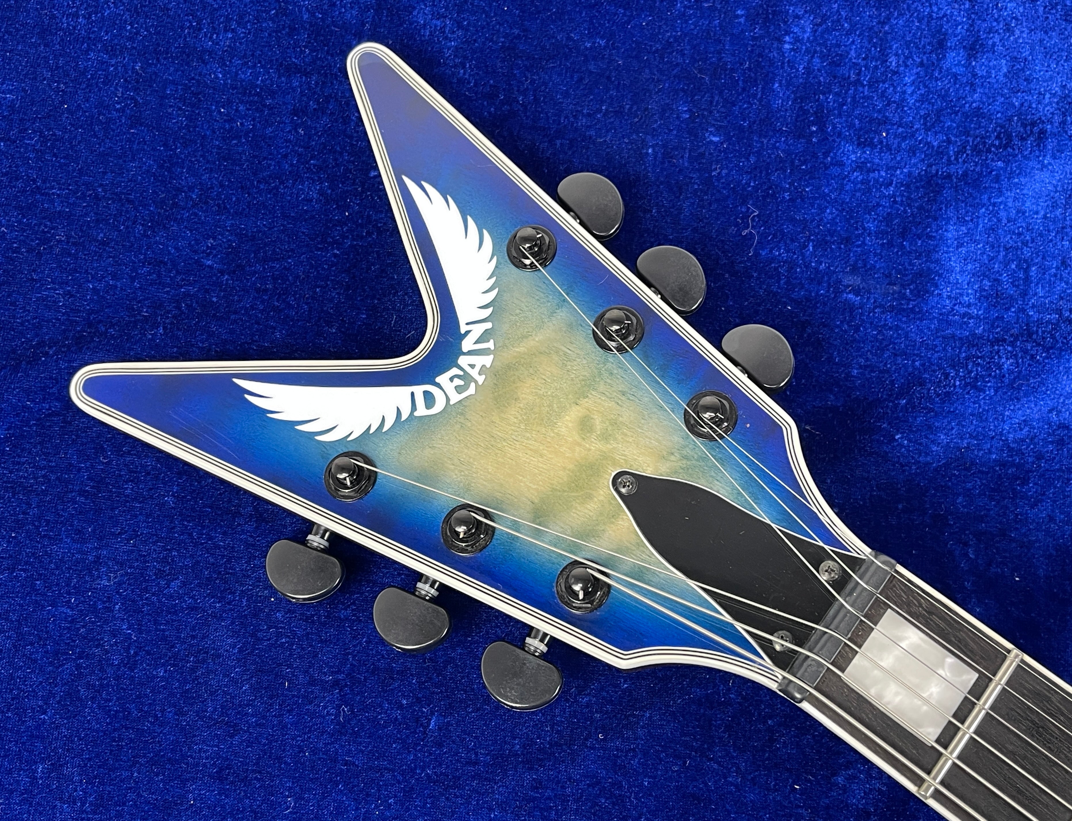 DEAN ML Select Quilt Maple+Mahogany body Blue w/Semi-hard case