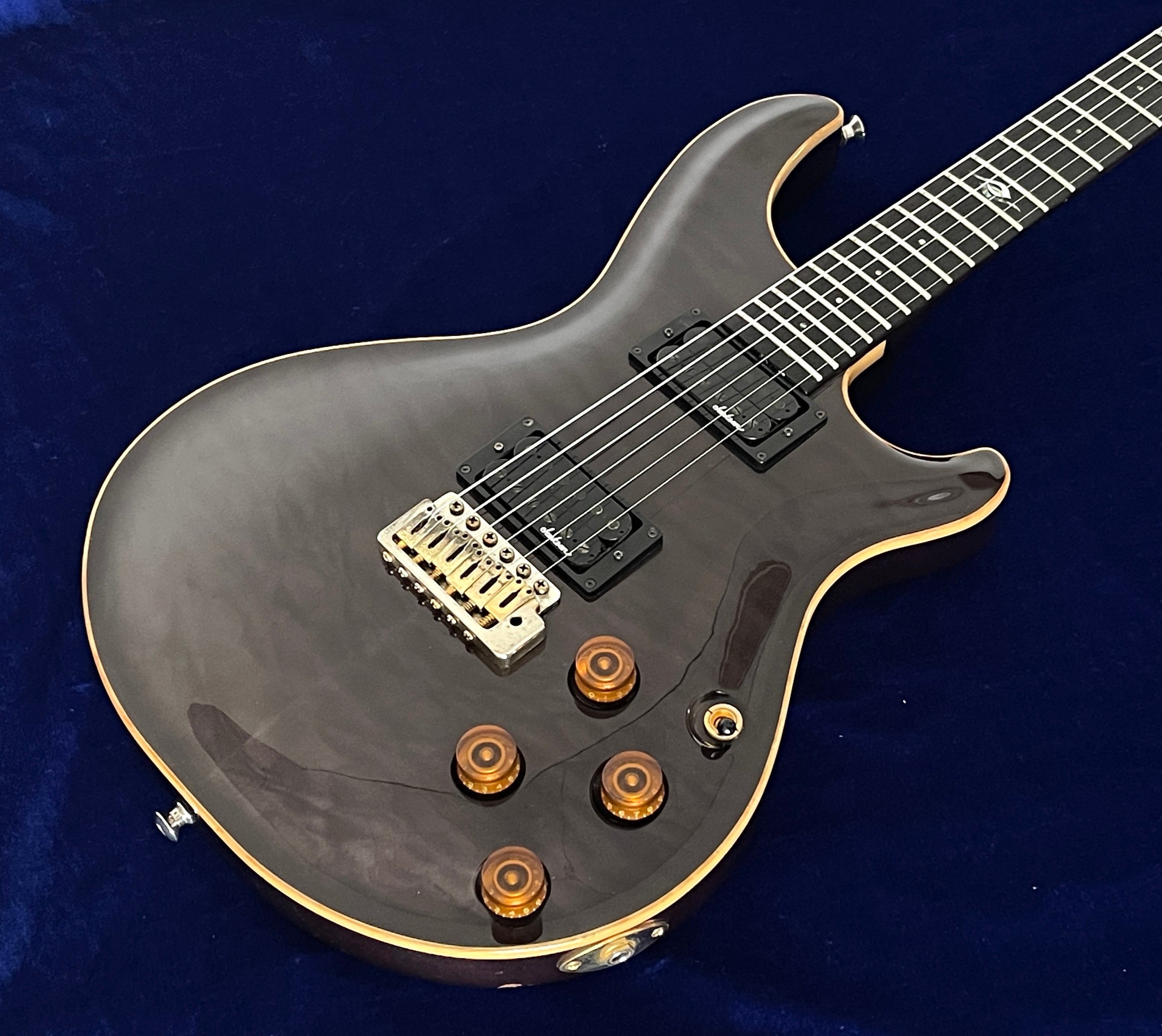 DEEN HARD TAIL QUILT Maple body Mahogany neck Rosewood fingerboard