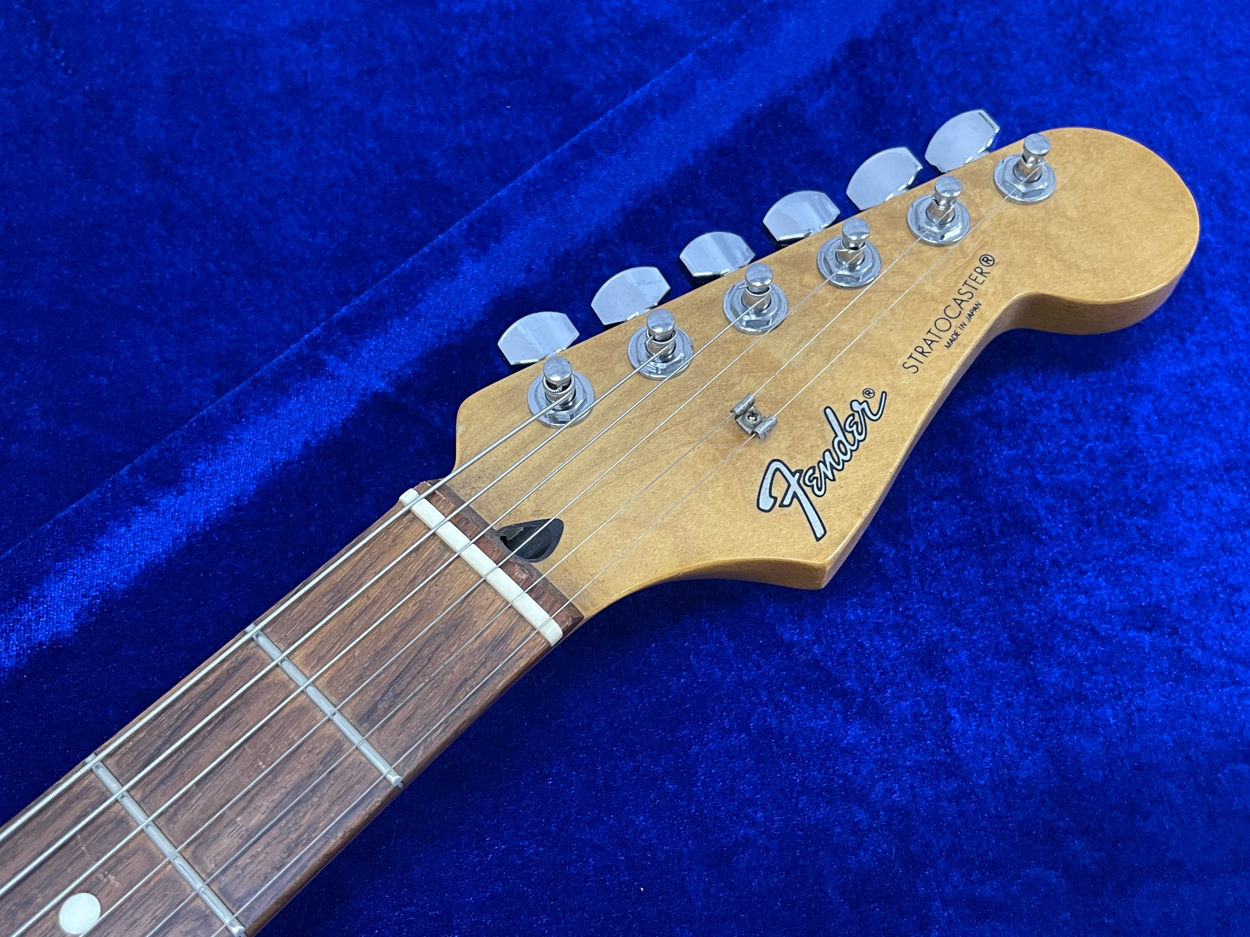 FENDER JAPAN ST-43 Basswood body Maple neck Maple fingerboard Red