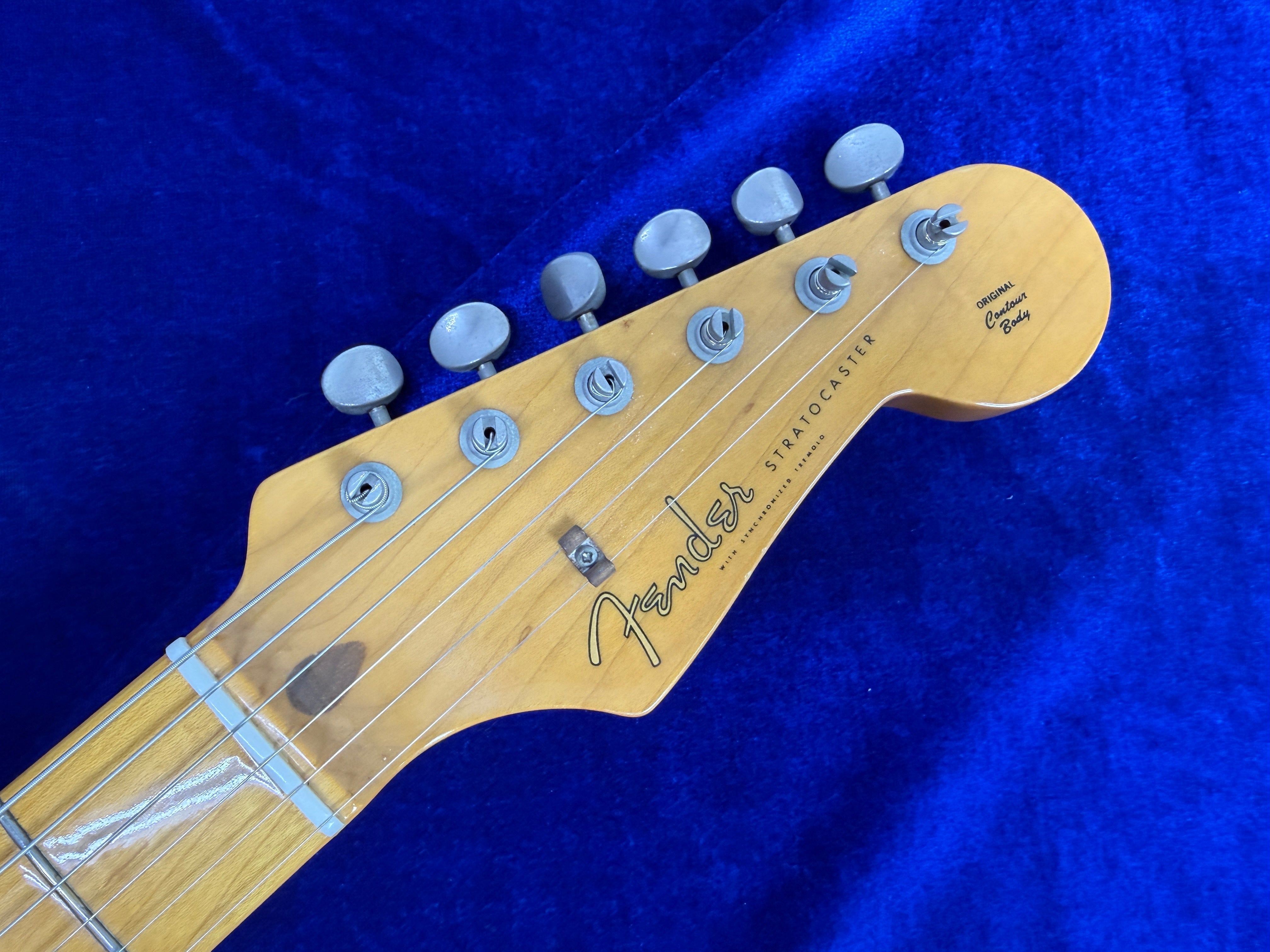 FENDER JAPAN ST57-58US Stratocaste Maple fingerboard Black w/Soft case