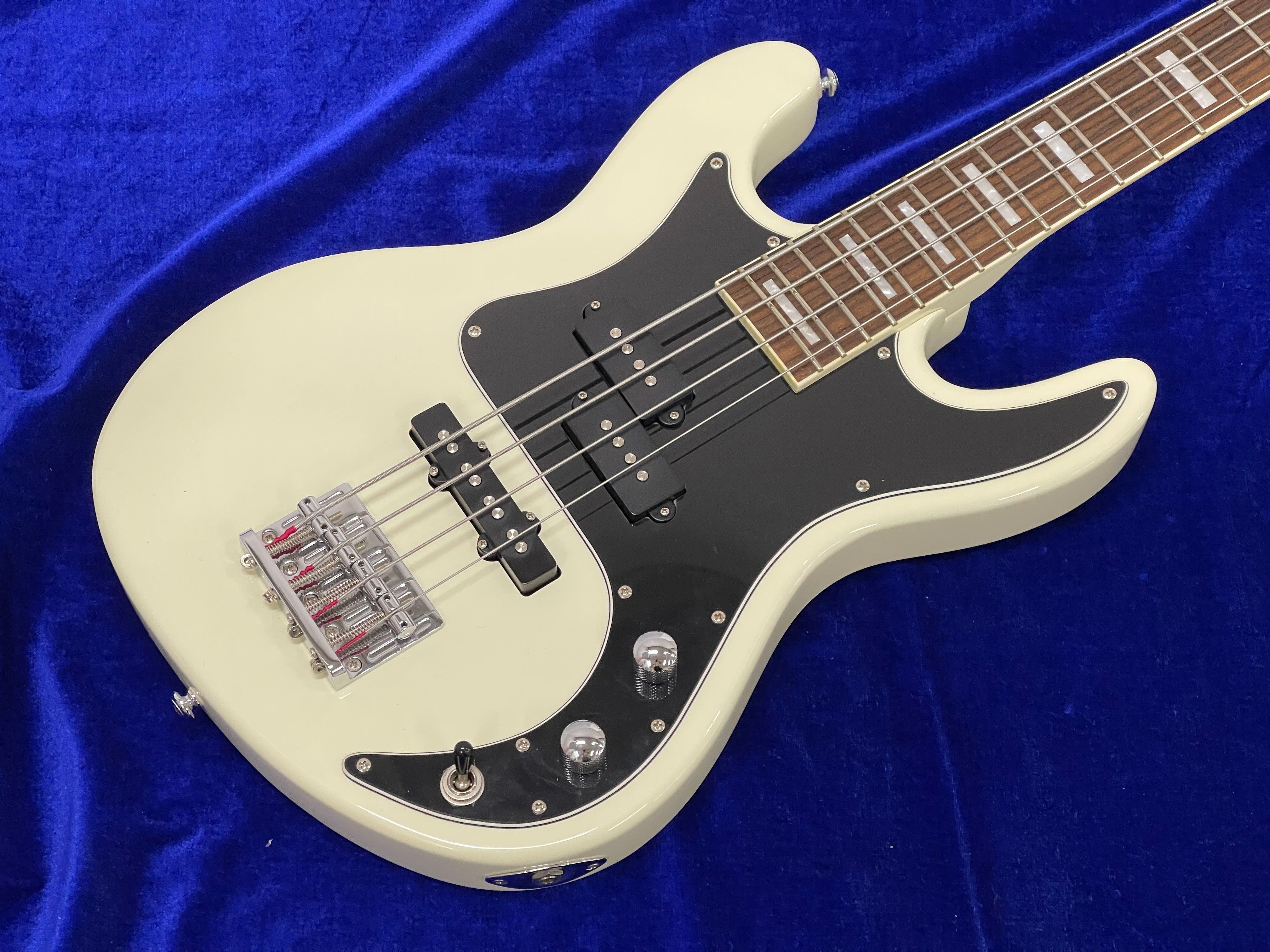 GRASSROOTS G-AK-65 Ash body Maple neck Rosewood fingerboard w/Soft case