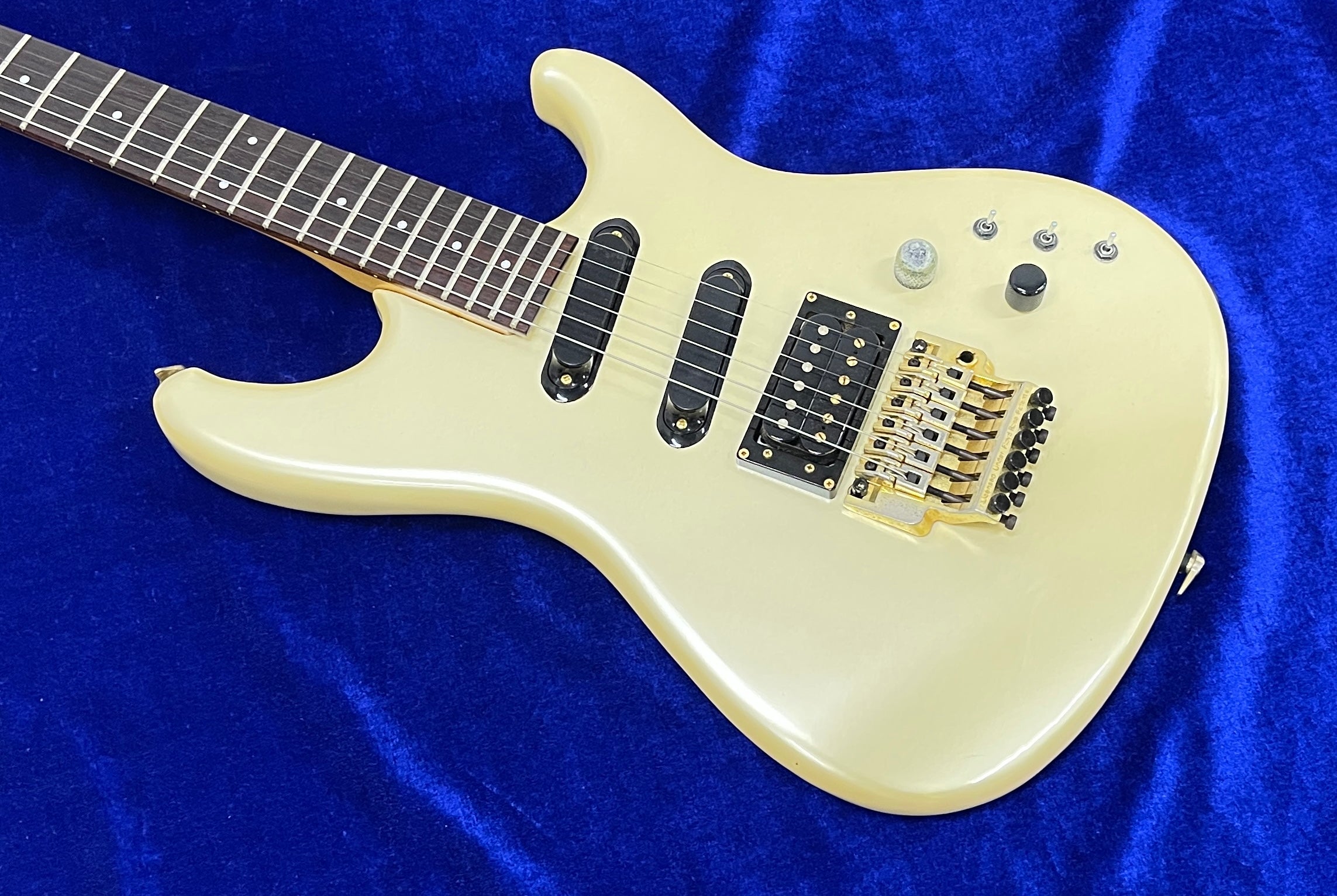 IBANEZ PL650 Basswood body Maple neck Rosewood fingerboard w/Soft case