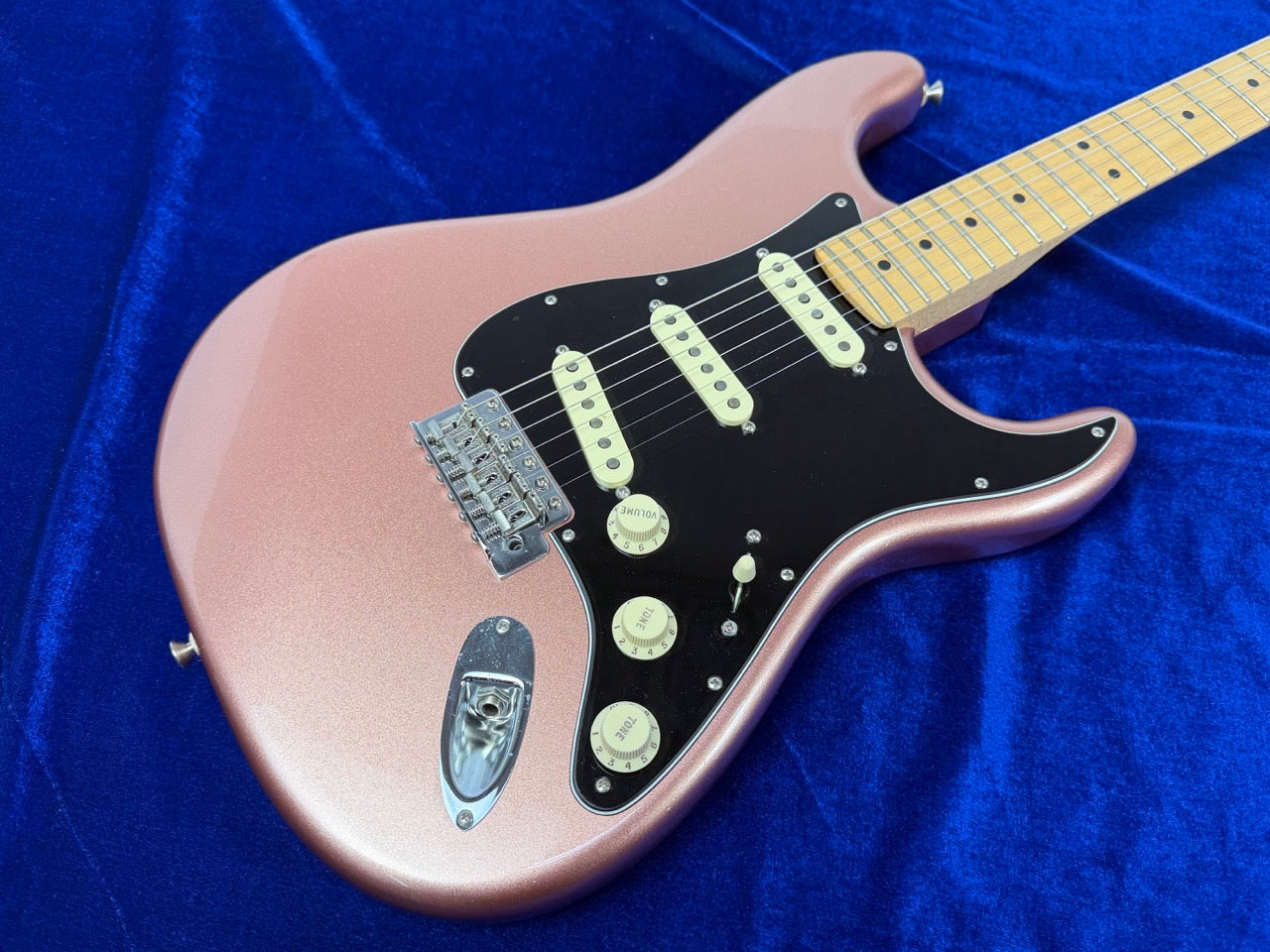 FENDER USA AMERICAN PERFORMER STRATOCASTER Alder body Maple neck w/Softcase