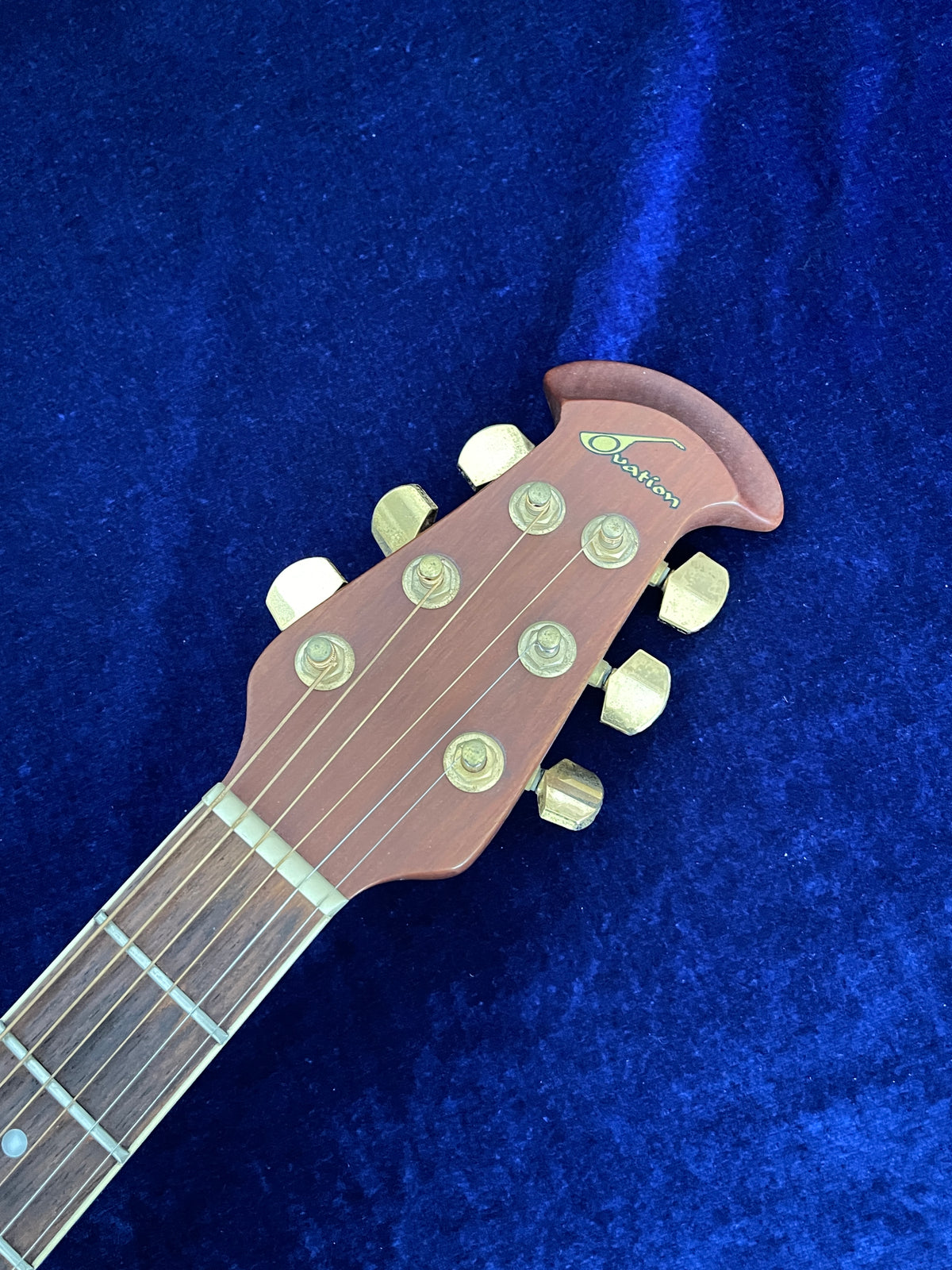 OVATION CELEBRITY CC257 Maple body Rosewood fingerboard w/Hard case
