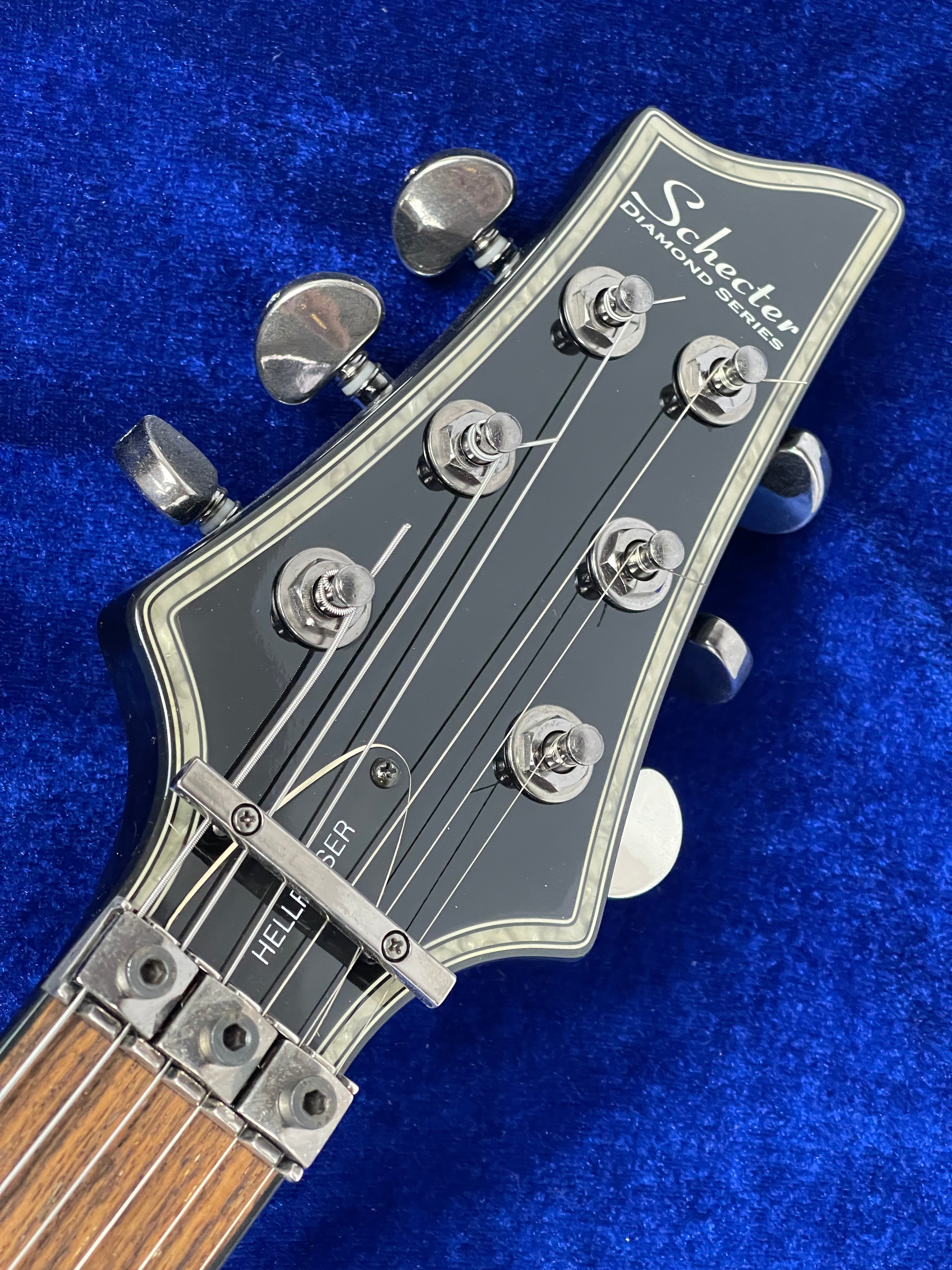 Used SCHECTER AD-C-1-FR 2009 Mahogany body Maple neck Rosewood fingerboard