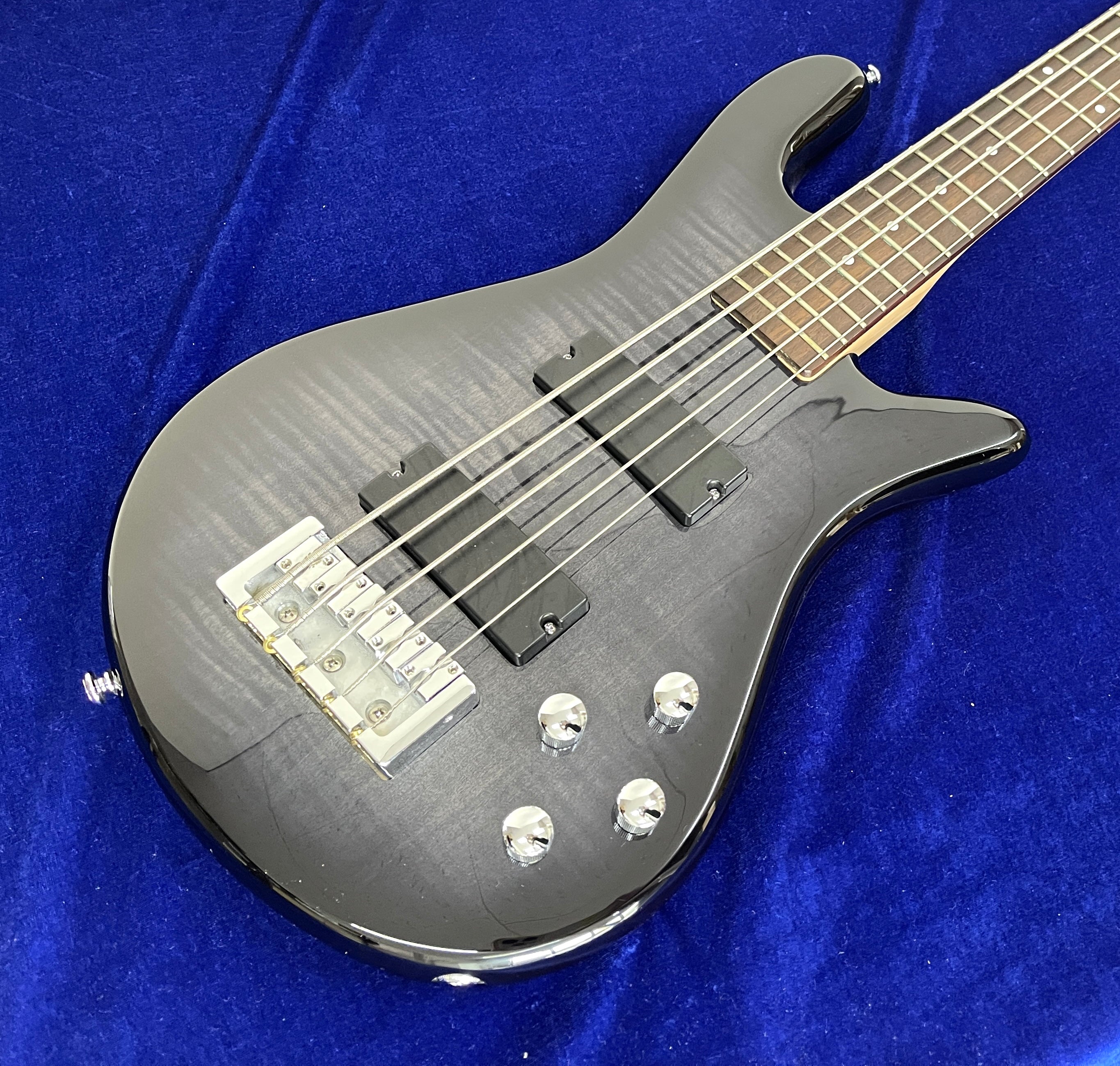 SPECTOR LEGEND5 STANDARD Ash body Maple neck Ebony fingerboard 5 string