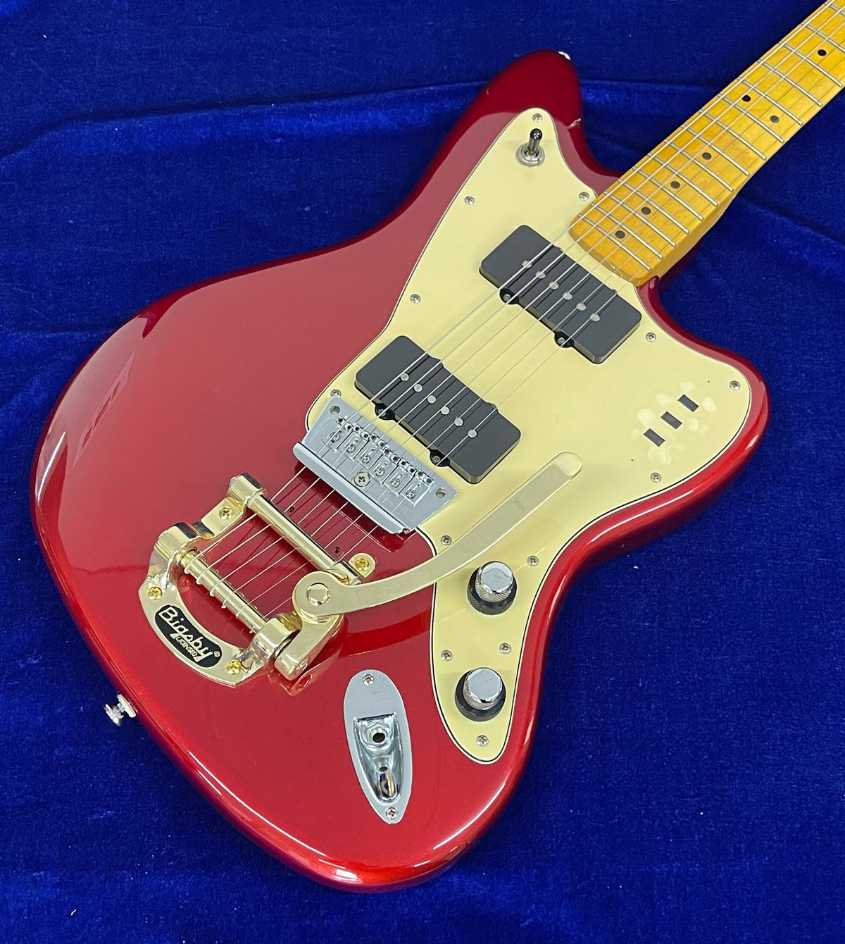 SQUIER Jazz Master Special mod Basswood body Maple neck Maple fingerboard