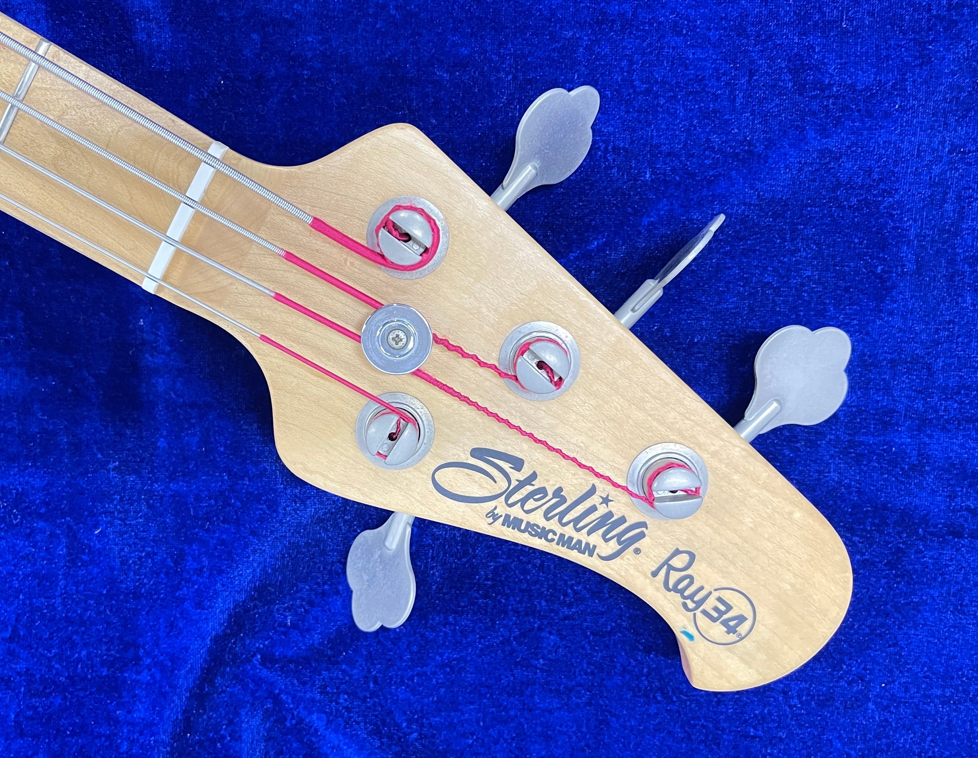 STERLING BY MUSICMAN RAY34 Natobody Maple neck Maple fingerboard w/Hardcase
