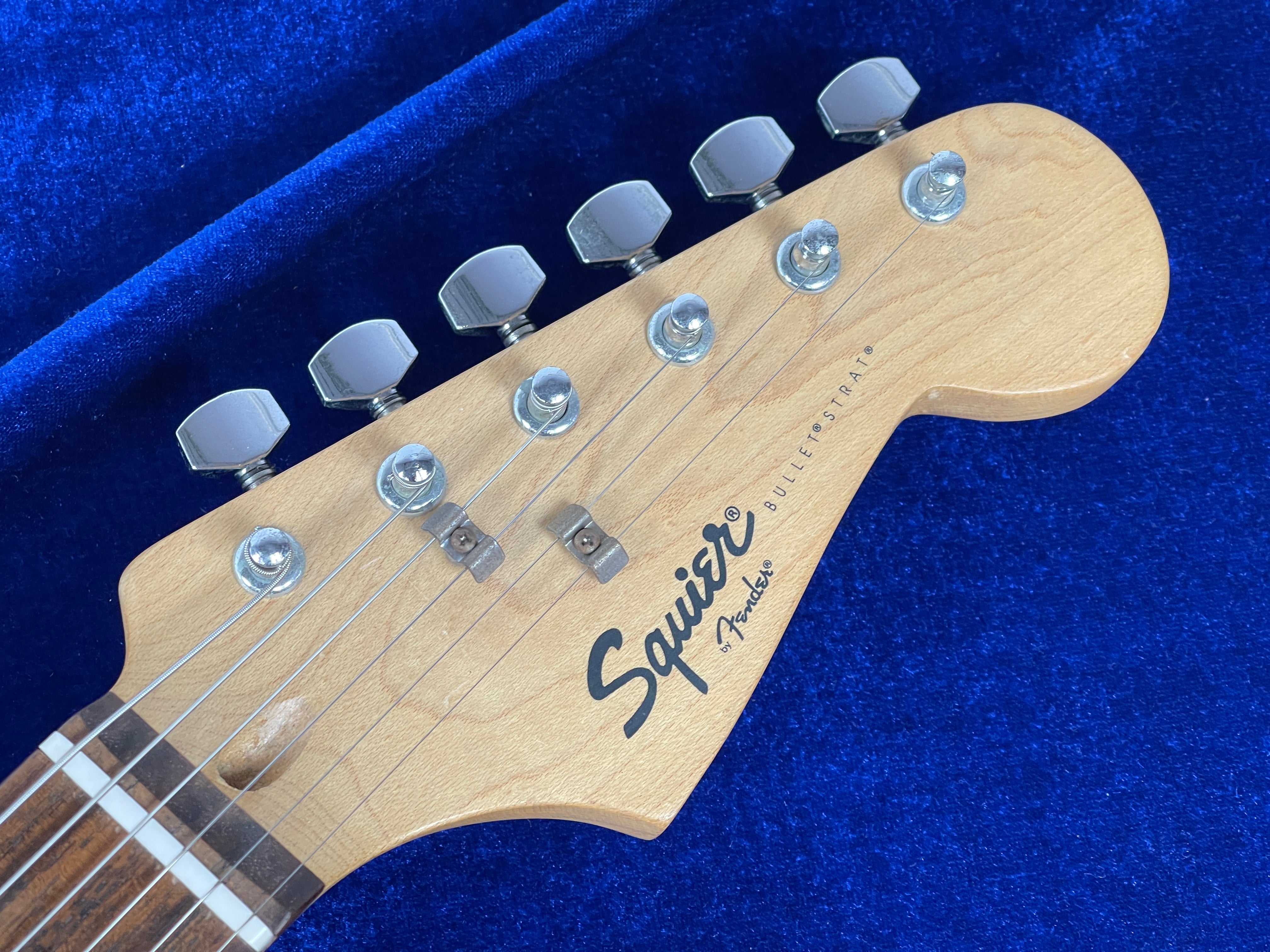 Squier by Fender Bullet Strat 2008 Basswood Body Rosewood Fingerboard Red