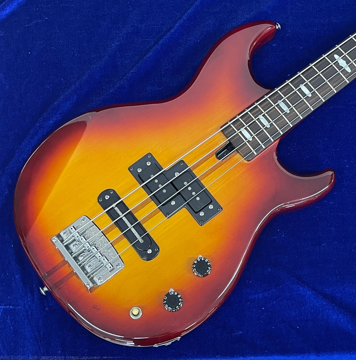 YAMAHA BB2000 Used w/Soft case