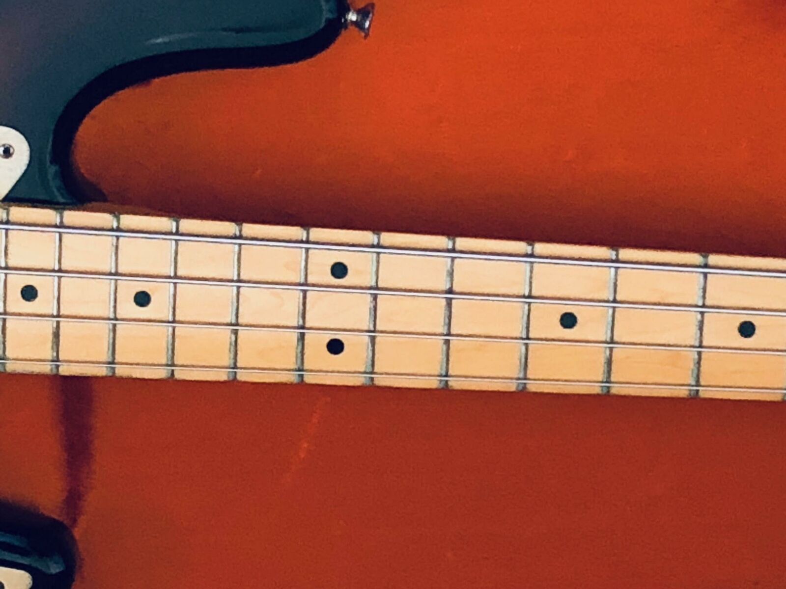 Used American 57 Vintage Precision Bass Sunburst 2009 